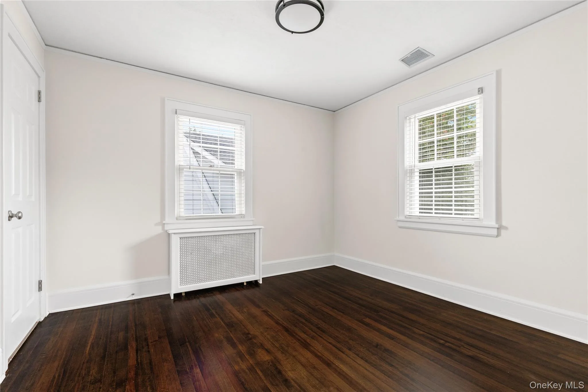 10 HENRY Street, Rye City, NY, 4 Bedrooms Bedrooms, 7 Rooms Rooms,1 BathroomBathrooms,Residential Lease,For Rent,HENRY,0,1026022 10 HENRY Street, Rye City, NY, 4 Bedrooms Bedrooms, 7 Rooms Rooms,1 BathroomBathrooms,Residential Lease,For Rent,HENRY,0,1026022