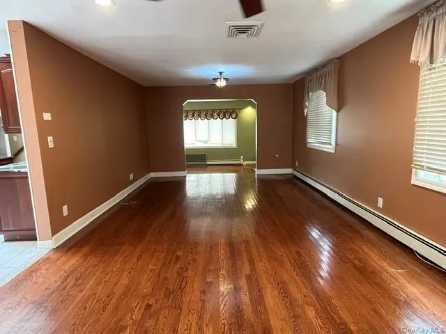 201 Wampum Lane, Islip, NY, 4 Bedrooms Bedrooms, 10 Rooms Rooms,3 BathroomsBathrooms,Residential,For Rent,Wampum,0,1026023 201 Wampum Lane, Islip, NY, 4 Bedrooms Bedrooms, 10 Rooms Rooms,3 BathroomsBathrooms,Residential,For Rent,Wampum,0,1026023