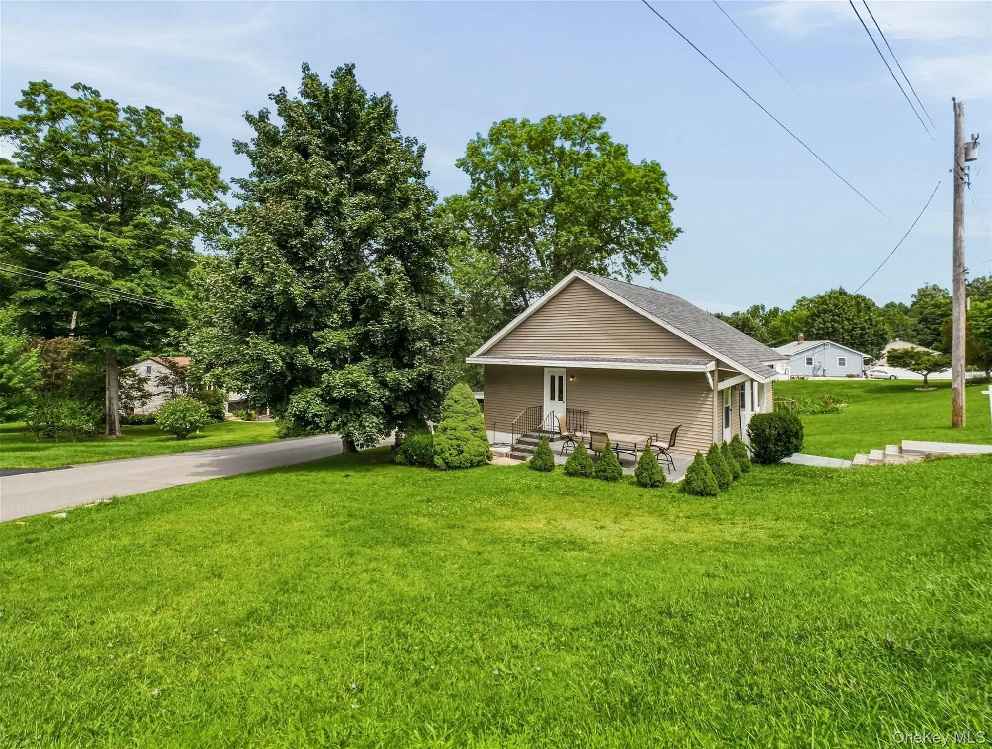 35 Willow Road, Beacon, NY, 2 Bedrooms Bedrooms, 5 Rooms Rooms,1 BathroomBathrooms,Residential,For Rent,Willow,0,1026026 35 Willow Road, Beacon, NY, 2 Bedrooms Bedrooms, 5 Rooms Rooms,1 BathroomBathrooms,Residential,For Rent,Willow,0,1026026