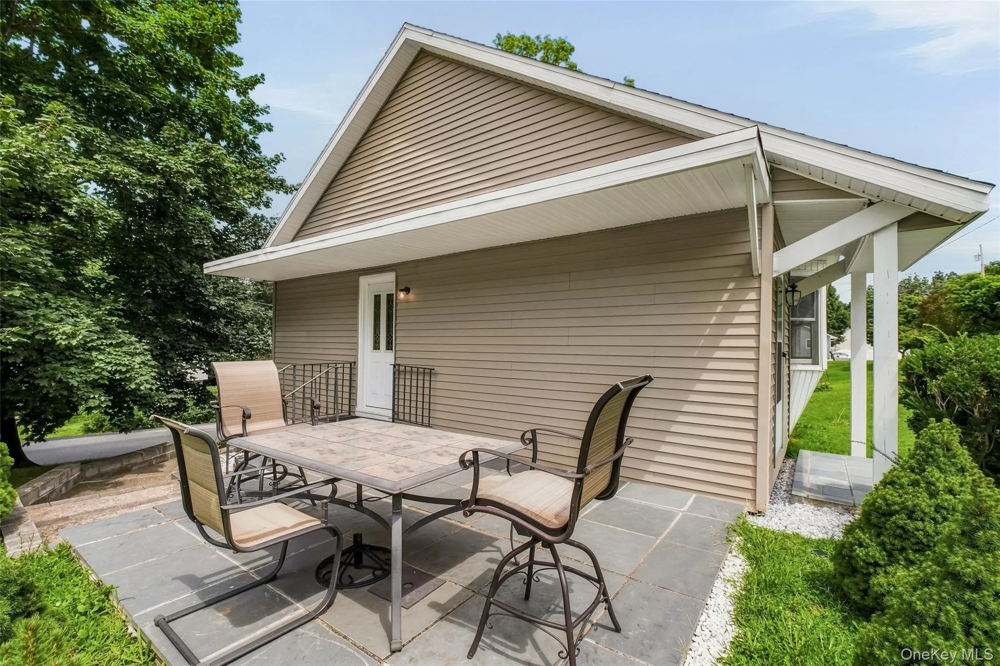 35 Willow Road, Beacon, NY, 2 Bedrooms Bedrooms, 5 Rooms Rooms,1 BathroomBathrooms,Residential,For Rent,Willow,0,1026026 35 Willow Road, Beacon, NY, 2 Bedrooms Bedrooms, 5 Rooms Rooms,1 BathroomBathrooms,Residential,For Rent,Willow,0,1026026