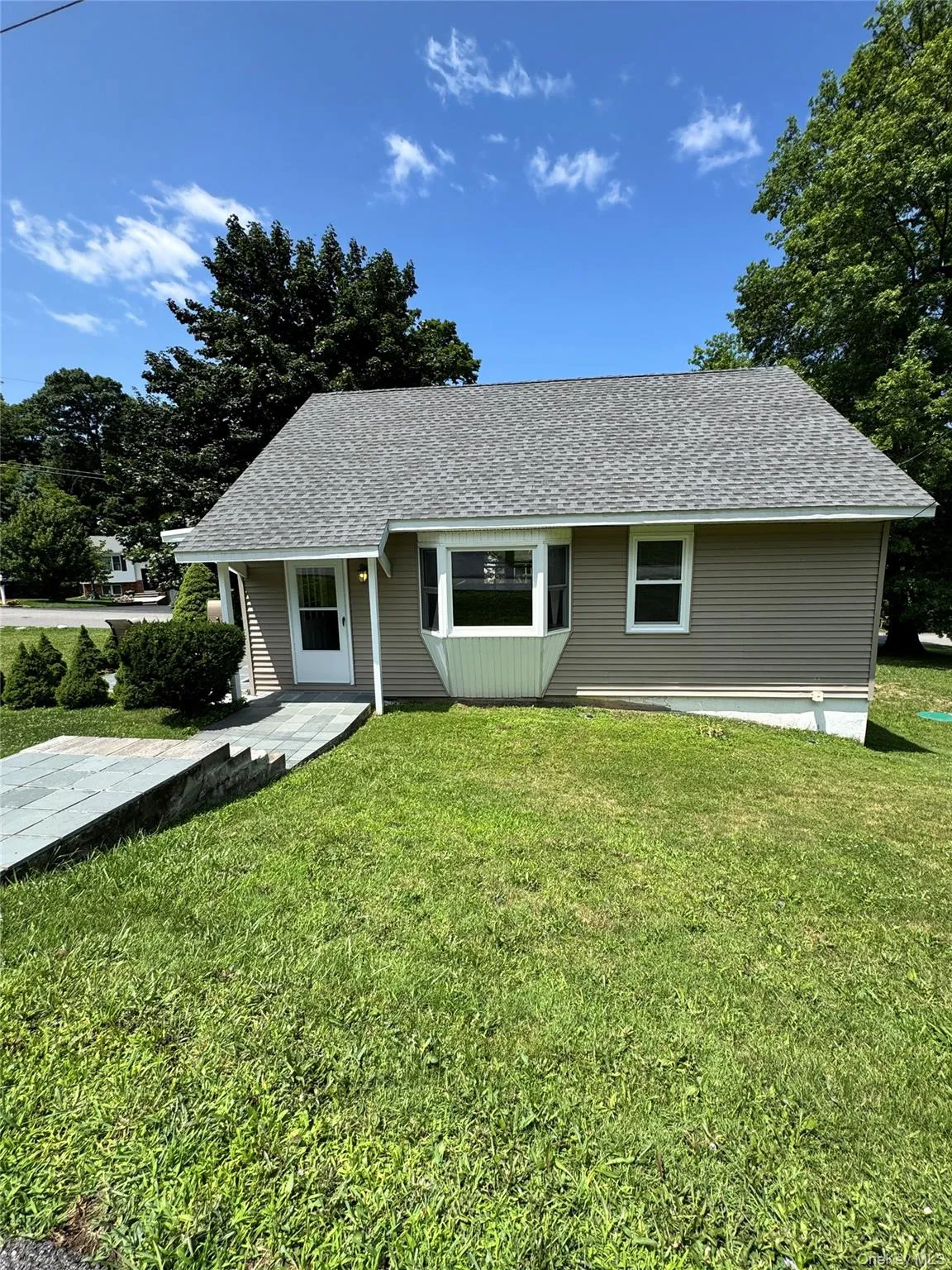 35 Willow Road, Fishkill, NY, 2 Bedrooms Bedrooms, 5 Rooms Rooms,1 BathroomBathrooms,Residential,For Rent,Willow,0,1026026 35 Willow Road, Fishkill, NY, 2 Bedrooms Bedrooms, 5 Rooms Rooms,1 BathroomBathrooms,Residential,For Rent,Willow,0,1026026