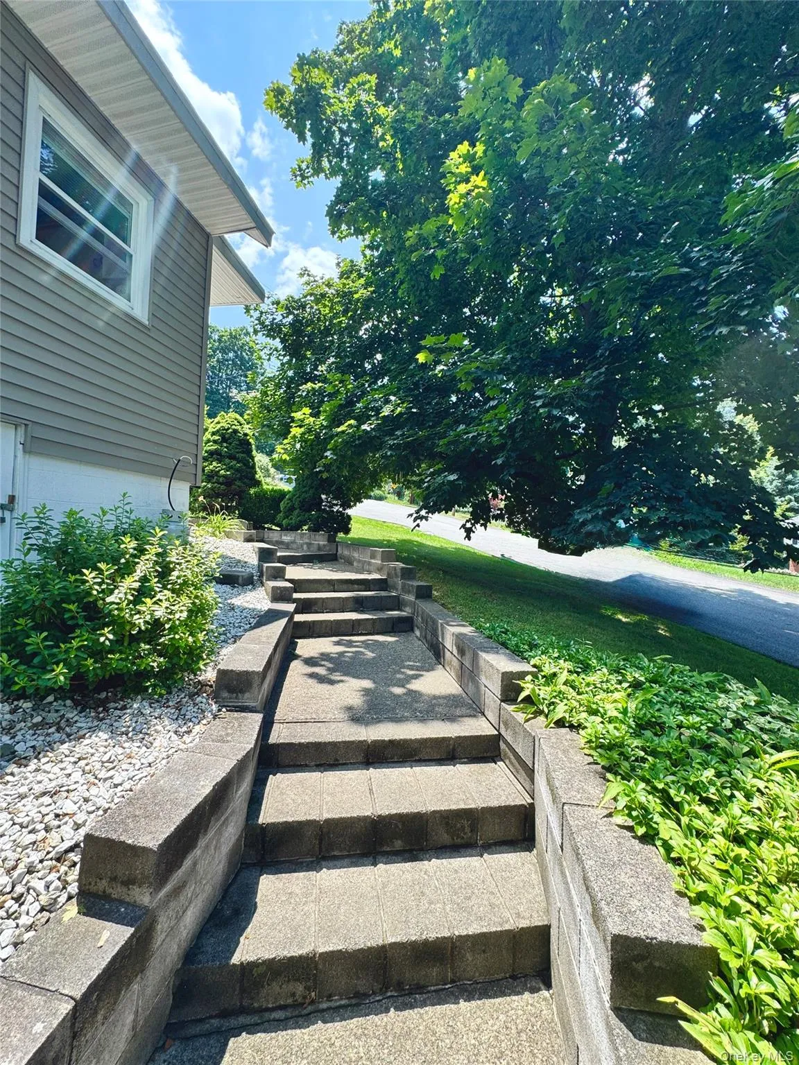 35 Willow Road, Fishkill, NY, 2 Bedrooms Bedrooms, 5 Rooms Rooms,1 BathroomBathrooms,Residential,For Rent,Willow,0,1026026 35 Willow Road, Fishkill, NY, 2 Bedrooms Bedrooms, 5 Rooms Rooms,1 BathroomBathrooms,Residential,For Rent,Willow,0,1026026