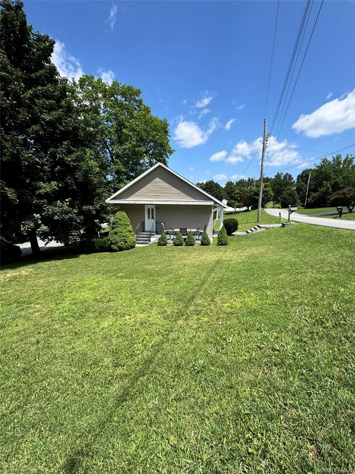 35 Willow Road, Fishkill, NY, 2 Bedrooms Bedrooms, 5 Rooms Rooms,1 BathroomBathrooms,Residential,For Rent,Willow,0,1026026 35 Willow Road, Fishkill, NY, 2 Bedrooms Bedrooms, 5 Rooms Rooms,1 BathroomBathrooms,Residential,For Rent,Willow,0,1026026