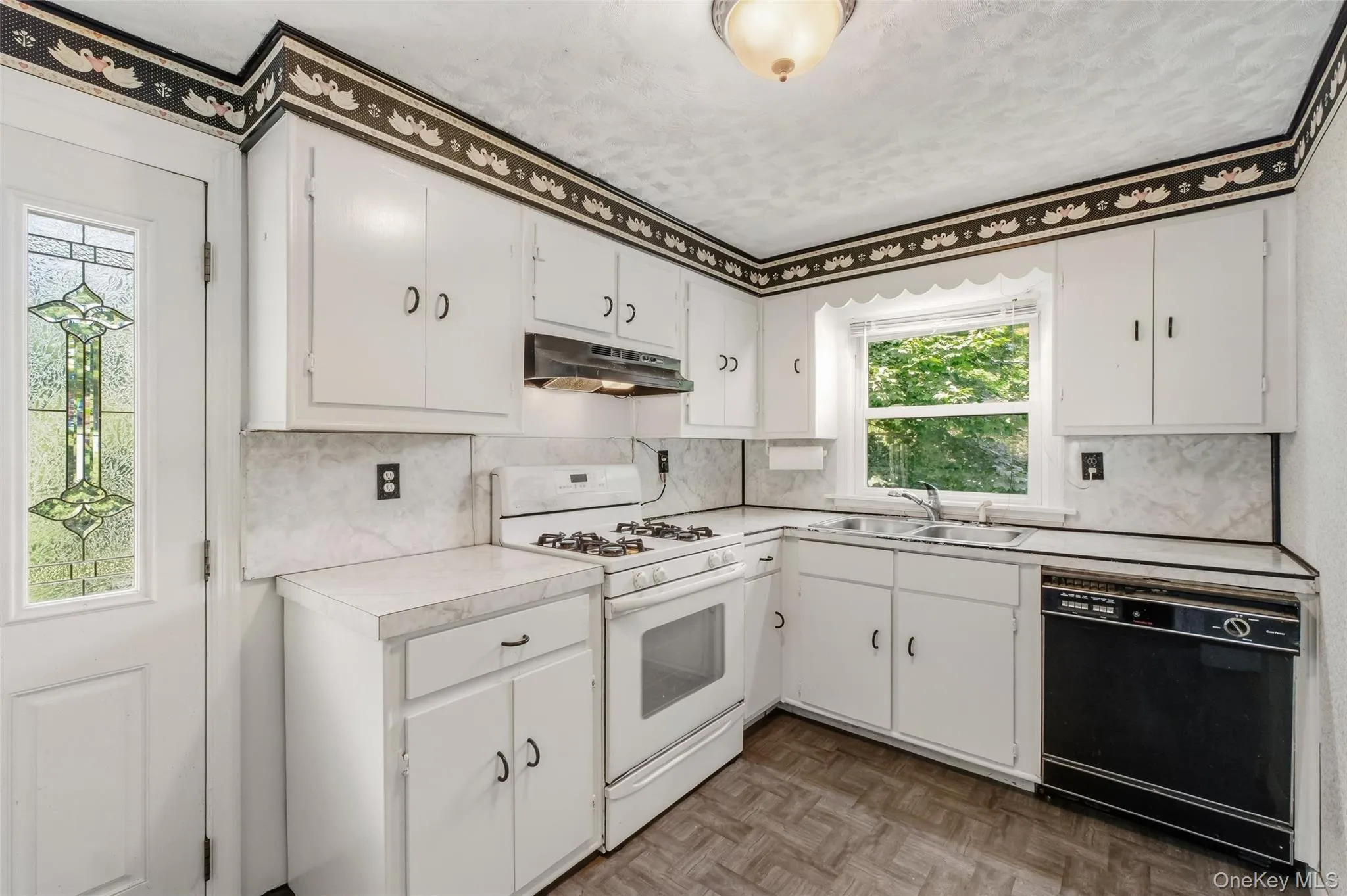 35 Willow Road, Beacon, NY, 2 Bedrooms Bedrooms, 5 Rooms Rooms,1 BathroomBathrooms,Residential,For Rent,Willow,0,1026026 35 Willow Road, Beacon, NY, 2 Bedrooms Bedrooms, 5 Rooms Rooms,1 BathroomBathrooms,Residential,For Rent,Willow,0,1026026