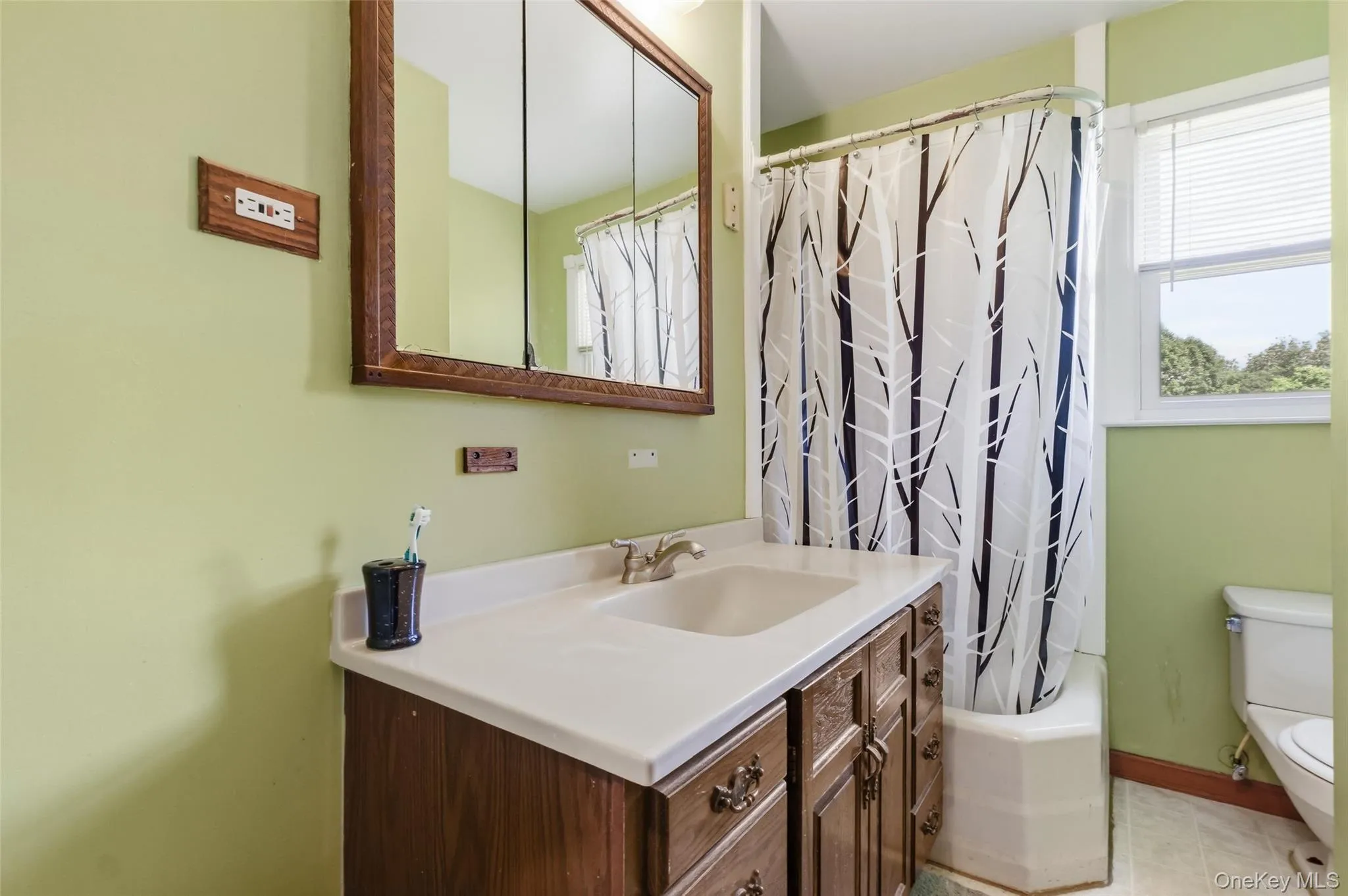 35 Willow Road, Beacon, NY, 2 Bedrooms Bedrooms, 5 Rooms Rooms,1 BathroomBathrooms,Residential,For Rent,Willow,0,1026026 35 Willow Road, Beacon, NY, 2 Bedrooms Bedrooms, 5 Rooms Rooms,1 BathroomBathrooms,Residential,For Rent,Willow,0,1026026