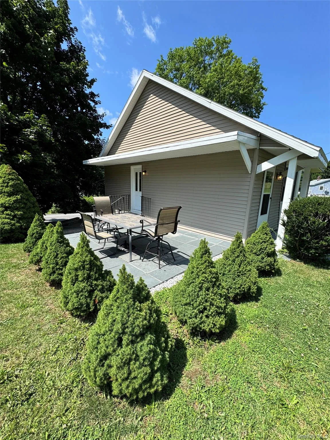 35 Willow Road, Fishkill, NY, 2 Bedrooms Bedrooms, 5 Rooms Rooms,1 BathroomBathrooms,Residential,For Rent,Willow,0,1026026 35 Willow Road, Fishkill, NY, 2 Bedrooms Bedrooms, 5 Rooms Rooms,1 BathroomBathrooms,Residential,For Rent,Willow,0,1026026