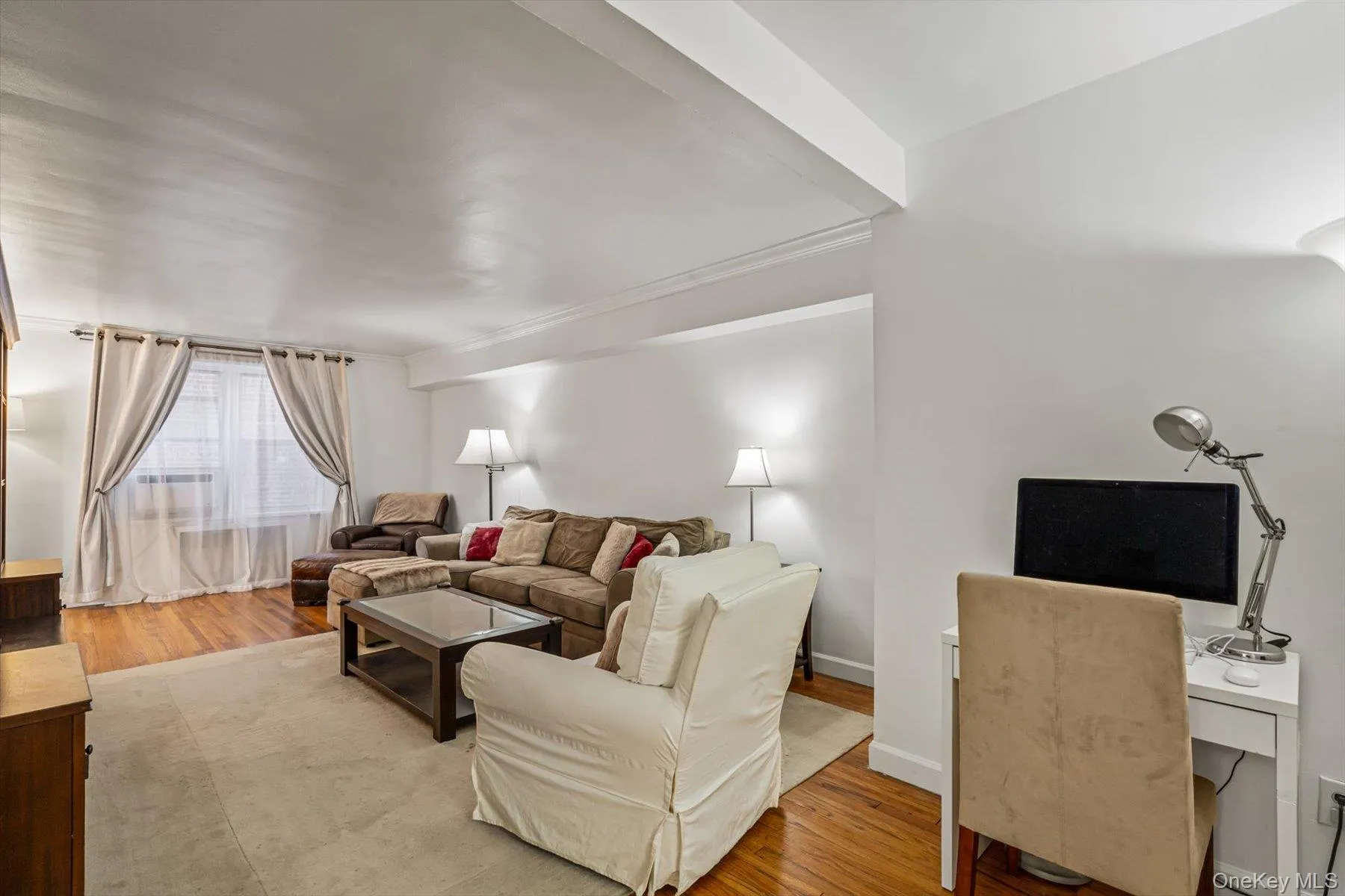 72-10 112th Street, New York, NY, 2 Bedrooms Bedrooms, 4 Rooms Rooms,1 BathroomBathrooms,Residential Lease,For Rent,112th,0,1026028 72-10 112th Street, New York, NY, 2 Bedrooms Bedrooms, 4 Rooms Rooms,1 BathroomBathrooms,Residential Lease,For Rent,112th,0,1026028
