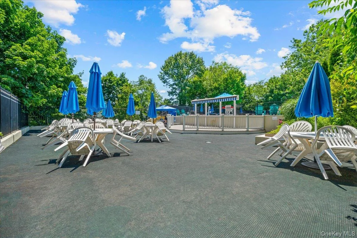3135 Johnson Avenue, New York, NY, 4 Bedrooms Bedrooms, 6 Rooms Rooms,2 BathroomsBathrooms,Residential,For Rent,Johnson,0,1026029 3135 Johnson Avenue, New York, NY, 4 Bedrooms Bedrooms, 6 Rooms Rooms,2 BathroomsBathrooms,Residential,For Rent,Johnson,0,1026029