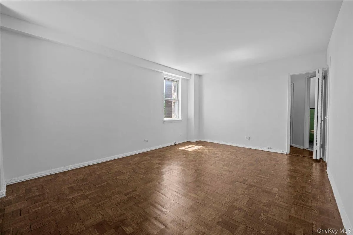 3135 Johnson Avenue, New York, NY, 4 Bedrooms Bedrooms, 6 Rooms Rooms,2 BathroomsBathrooms,Residential,For Rent,Johnson,0,1026029 3135 Johnson Avenue, New York, NY, 4 Bedrooms Bedrooms, 6 Rooms Rooms,2 BathroomsBathrooms,Residential,For Rent,Johnson,0,1026029