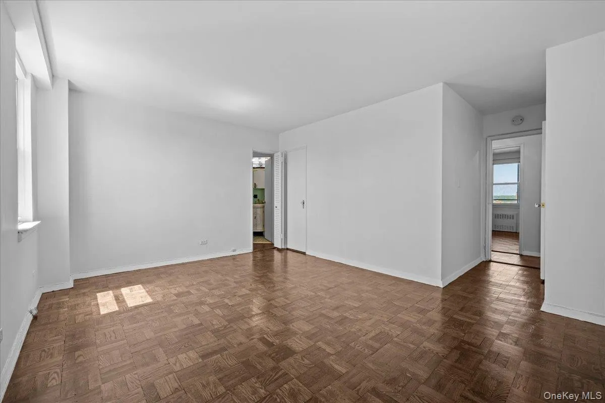3135 Johnson Avenue, New York, NY, 4 Bedrooms Bedrooms, 6 Rooms Rooms,2 BathroomsBathrooms,Residential,For Rent,Johnson,0,1026029 3135 Johnson Avenue, New York, NY, 4 Bedrooms Bedrooms, 6 Rooms Rooms,2 BathroomsBathrooms,Residential,For Rent,Johnson,0,1026029