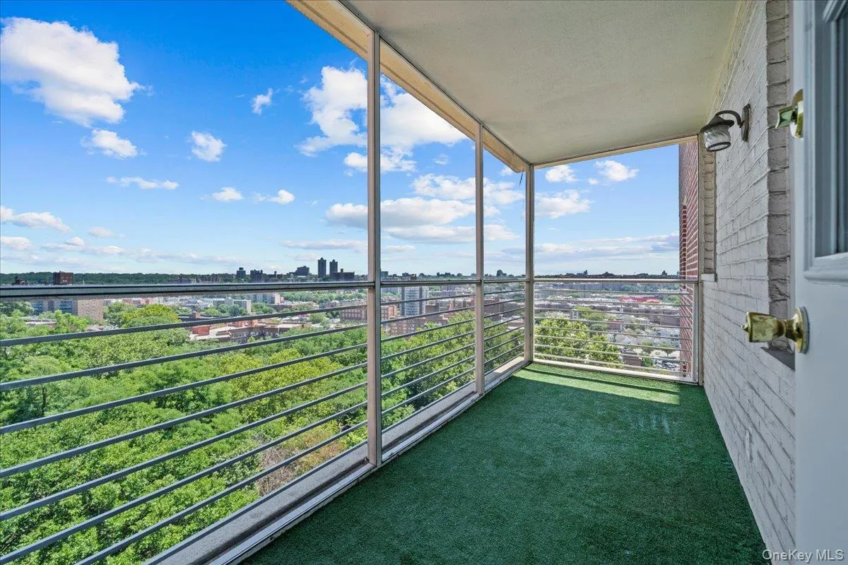 3135 Johnson Avenue, New York, NY, 4 Bedrooms Bedrooms, 6 Rooms Rooms,2 BathroomsBathrooms,Residential,For Rent,Johnson,0,1026029 3135 Johnson Avenue, New York, NY, 4 Bedrooms Bedrooms, 6 Rooms Rooms,2 BathroomsBathrooms,Residential,For Rent,Johnson,0,1026029
