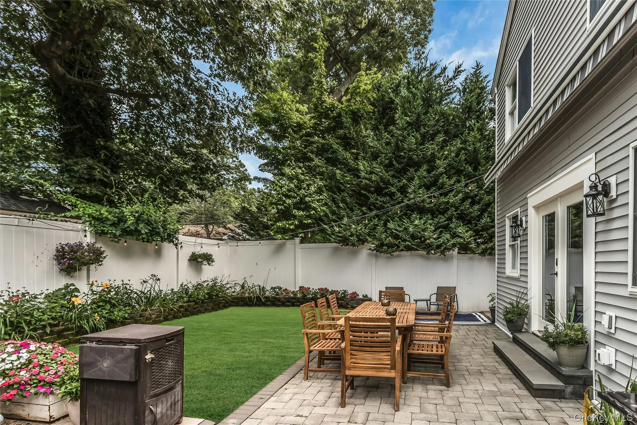 63 Teed Street, Huntington, NY, 4 Bedrooms Bedrooms, 7 Rooms Rooms,2 BathroomsBathrooms,Residential,For Rent,Teed,0,1026031 63 Teed Street, Huntington, NY, 4 Bedrooms Bedrooms, 7 Rooms Rooms,2 BathroomsBathrooms,Residential,For Rent,Teed,0,1026031