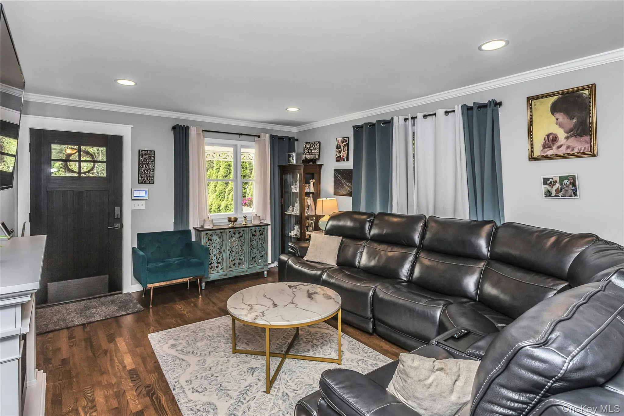 63 Teed Street, Huntington, NY, 4 Bedrooms Bedrooms, 7 Rooms Rooms,2 BathroomsBathrooms,Residential,For Rent,Teed,0,1026031 63 Teed Street, Huntington, NY, 4 Bedrooms Bedrooms, 7 Rooms Rooms,2 BathroomsBathrooms,Residential,For Rent,Teed,0,1026031