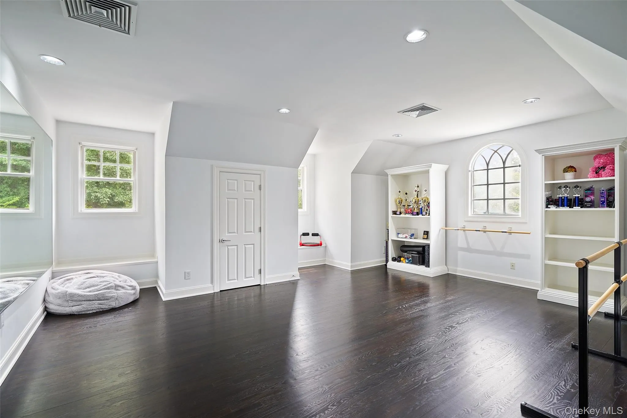 487 Bedford Center Road, Bedford, NY, 4 Bedrooms Bedrooms, 11 Rooms Rooms,5 BathroomsBathrooms,Residential,For Rent,Bedford Center,0,1026033 487 Bedford Center Road, Bedford, NY, 4 Bedrooms Bedrooms, 11 Rooms Rooms,5 BathroomsBathrooms,Residential,For Rent,Bedford Center,0,1026033