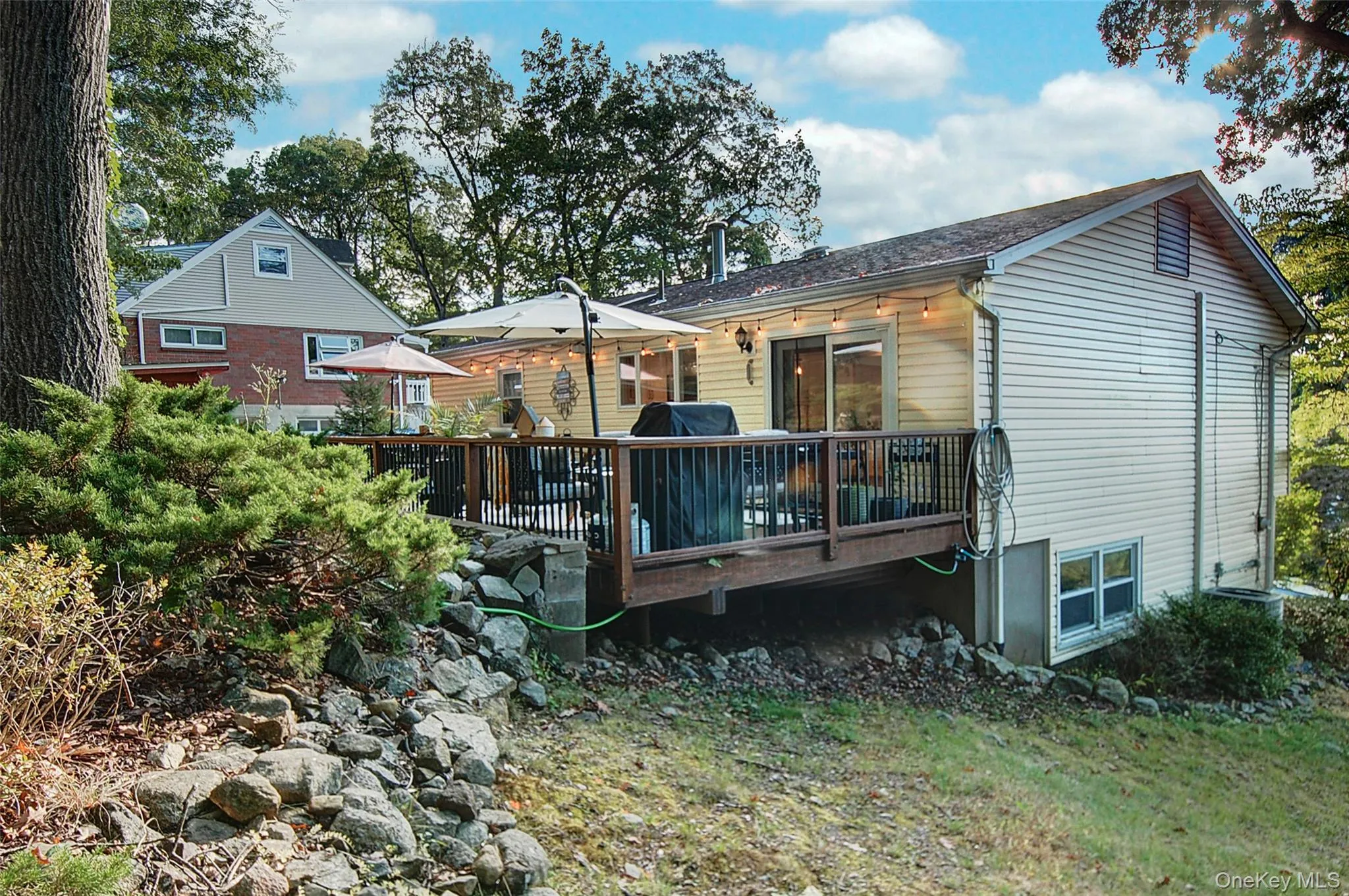 9 Prospect Place, Ramapo, NY, 5 Bedrooms Bedrooms, 10 Rooms Rooms,2 BathroomsBathrooms,Residential,For Rent,Prospect,0,1026040 9 Prospect Place, Ramapo, NY, 5 Bedrooms Bedrooms, 10 Rooms Rooms,2 BathroomsBathrooms,Residential,For Rent,Prospect,0,1026040