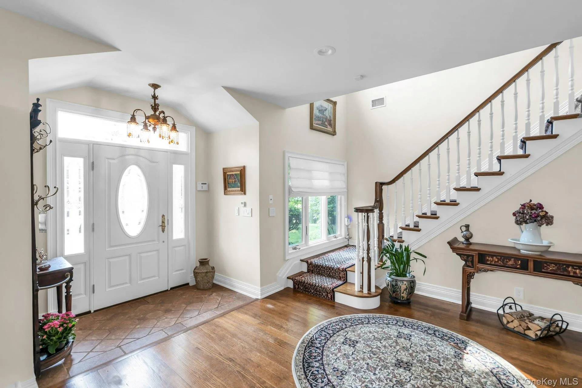 18 Regent Place, North Hempstead, NY, 5 Bedrooms Bedrooms, 11 Rooms Rooms,4 BathroomsBathrooms,Residential,For Rent,Regent,0,1026041 18 Regent Place, North Hempstead, NY, 5 Bedrooms Bedrooms, 11 Rooms Rooms,4 BathroomsBathrooms,Residential,For Rent,Regent,0,1026041