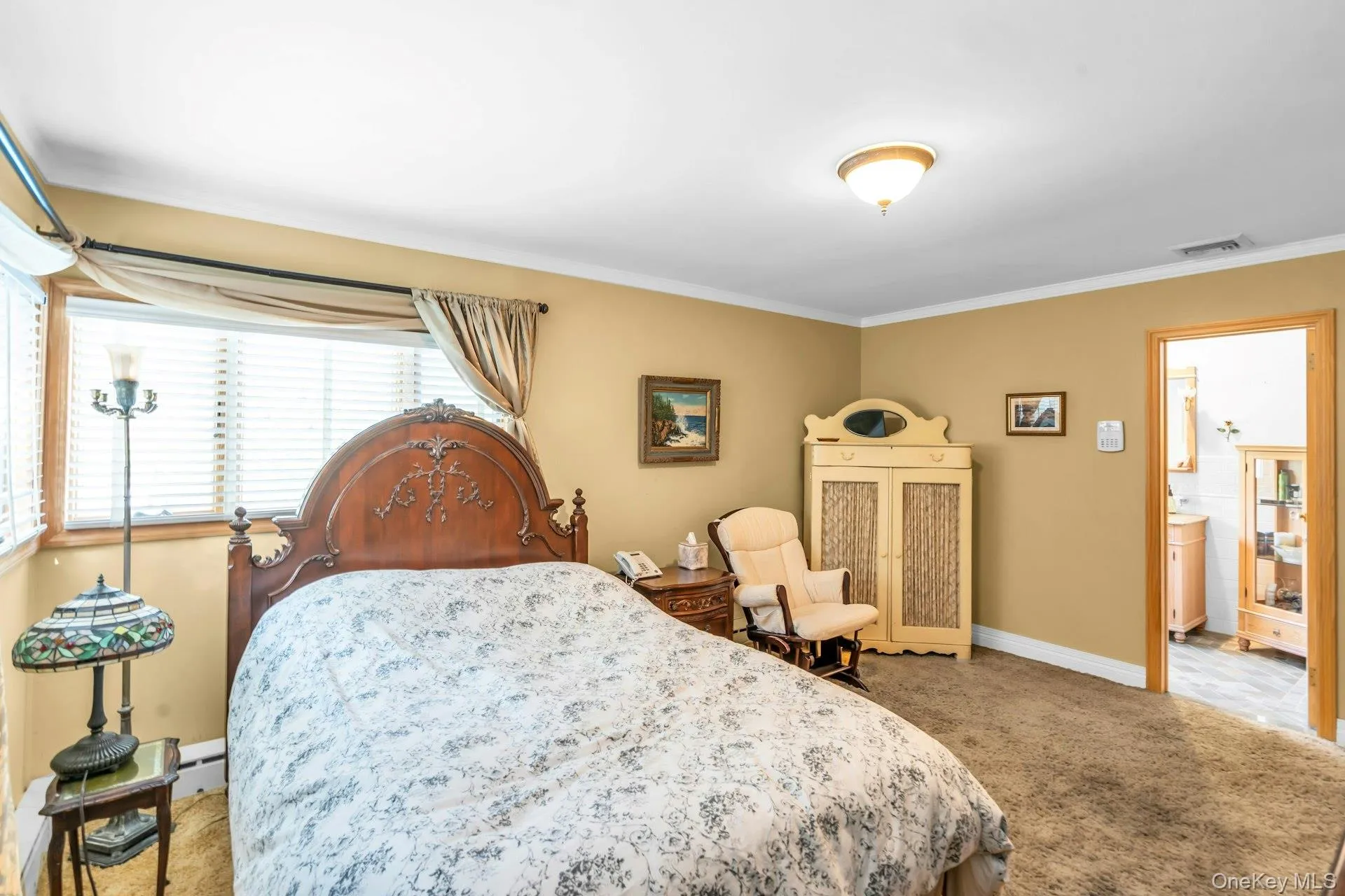 18 Regent Place, North Hempstead, NY, 5 Bedrooms Bedrooms, 11 Rooms Rooms,4 BathroomsBathrooms,Residential,For Rent,Regent,0,1026041 18 Regent Place, North Hempstead, NY, 5 Bedrooms Bedrooms, 11 Rooms Rooms,4 BathroomsBathrooms,Residential,For Rent,Regent,0,1026041