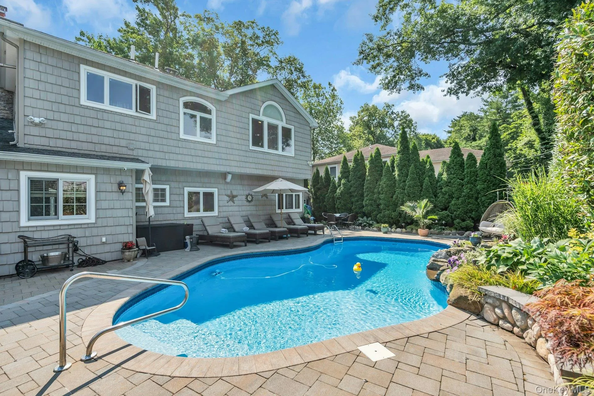 18 Regent Place, North Hempstead, NY, 5 Bedrooms Bedrooms, 11 Rooms Rooms,4 BathroomsBathrooms,Residential,For Rent,Regent,0,1026041 18 Regent Place, North Hempstead, NY, 5 Bedrooms Bedrooms, 11 Rooms Rooms,4 BathroomsBathrooms,Residential,For Rent,Regent,0,1026041