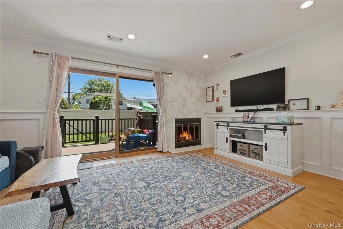 16 Balsam Court, Hempstead, NY, 2 Bedrooms Bedrooms, 5 Rooms Rooms,1 BathroomBathrooms,Residential,For Rent,Balsam,0,1026043 16 Balsam Court, Hempstead, NY, 2 Bedrooms Bedrooms, 5 Rooms Rooms,1 BathroomBathrooms,Residential,For Rent,Balsam,0,1026043