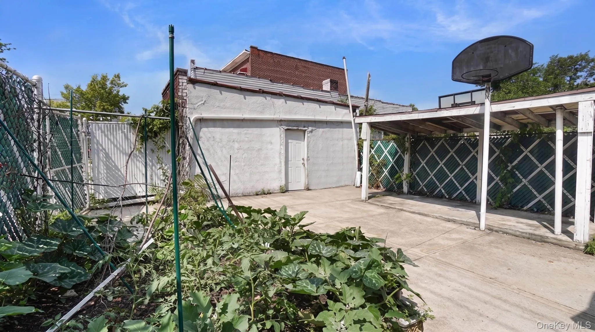 1051 Duncan Street, New York, NY, 5 Bedrooms Bedrooms, 10 Rooms Rooms,3 BathroomsBathrooms,Residential,For Rent,Duncan,0,1026047 1051 Duncan Street, New York, NY, 5 Bedrooms Bedrooms, 10 Rooms Rooms,3 BathroomsBathrooms,Residential,For Rent,Duncan,0,1026047