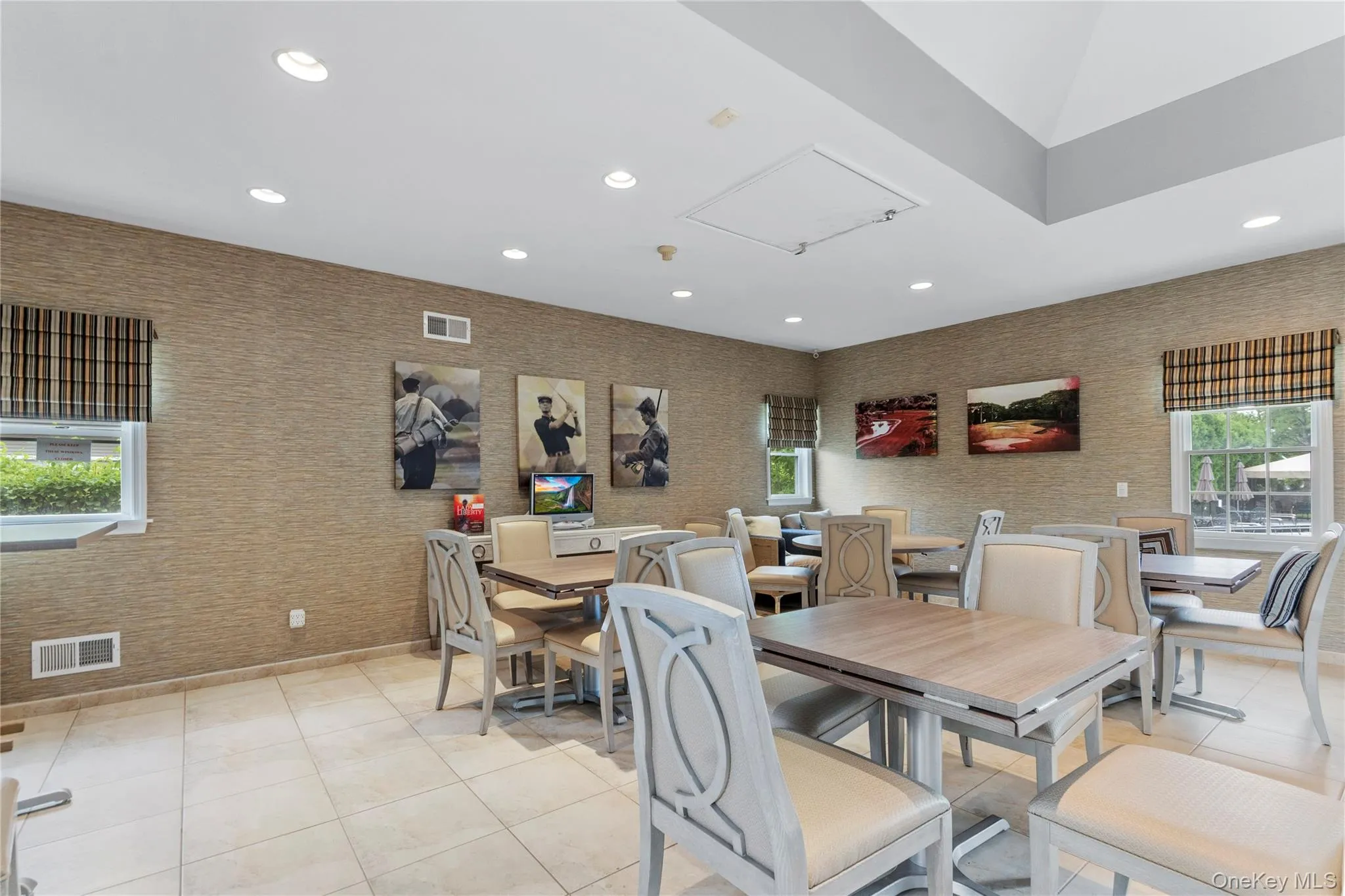 103 Redan Drive, Smithtown, NY, 4 Bedrooms Bedrooms, 10 Rooms Rooms,3 BathroomsBathrooms,Residential,For Rent,Redan,0,1026048 103 Redan Drive, Smithtown, NY, 4 Bedrooms Bedrooms, 10 Rooms Rooms,3 BathroomsBathrooms,Residential,For Rent,Redan,0,1026048