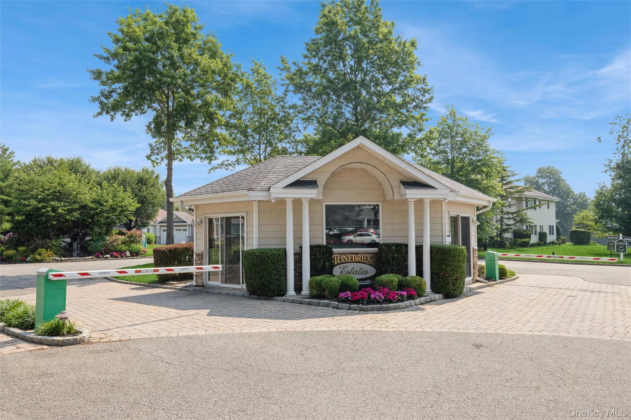 103 Redan Drive, Smithtown, NY, 4 Bedrooms Bedrooms, 10 Rooms Rooms,3 BathroomsBathrooms,Residential,For Rent,Redan,0,1026048 103 Redan Drive, Smithtown, NY, 4 Bedrooms Bedrooms, 10 Rooms Rooms,3 BathroomsBathrooms,Residential,For Rent,Redan,0,1026048