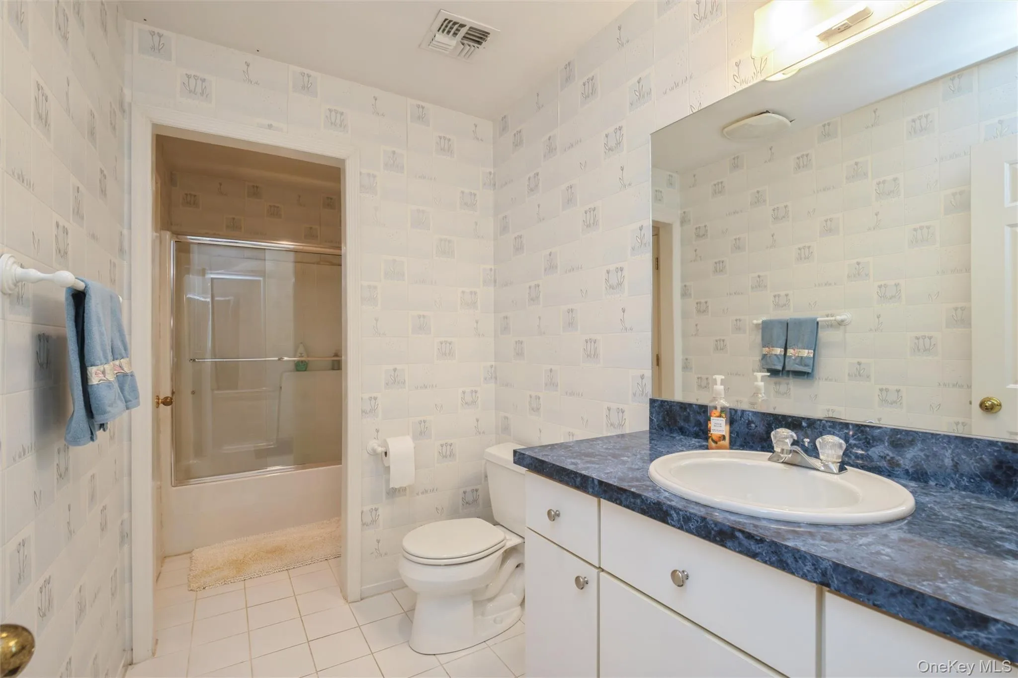 103 Redan Drive, Smithtown, NY, 4 Bedrooms Bedrooms, 10 Rooms Rooms,3 BathroomsBathrooms,Residential,For Rent,Redan,0,1026048 103 Redan Drive, Smithtown, NY, 4 Bedrooms Bedrooms, 10 Rooms Rooms,3 BathroomsBathrooms,Residential,For Rent,Redan,0,1026048