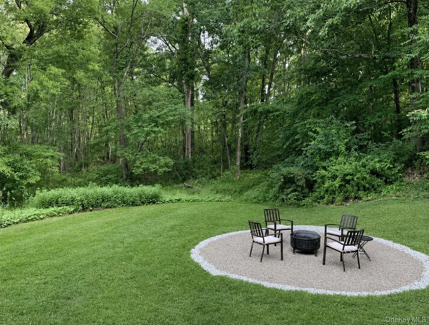 74 Cross Road, Hyde Park, NY, 4 Bedrooms Bedrooms, 8 Rooms Rooms,2 BathroomsBathrooms,Residential,For Rent,Cross,0,1026051 74 Cross Road, Hyde Park, NY, 4 Bedrooms Bedrooms, 8 Rooms Rooms,2 BathroomsBathrooms,Residential,For Rent,Cross,0,1026051