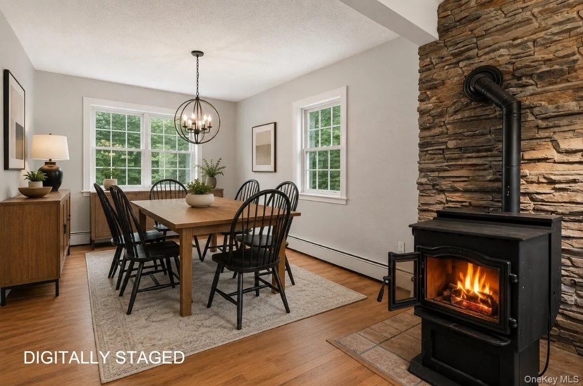 74 Cross Road, Hyde Park, NY, 4 Bedrooms Bedrooms, 8 Rooms Rooms,2 BathroomsBathrooms,Residential,For Rent,Cross,0,1026051 74 Cross Road, Hyde Park, NY, 4 Bedrooms Bedrooms, 8 Rooms Rooms,2 BathroomsBathrooms,Residential,For Rent,Cross,0,1026051