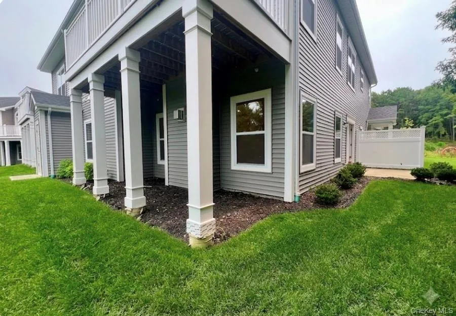 79 Willow Circle, Brookhaven, NY, 2 Bedrooms Bedrooms, 5 Rooms Rooms,2 BathroomsBathrooms,Residential,For Rent,Willow,0,1026052 79 Willow Circle, Brookhaven, NY, 2 Bedrooms Bedrooms, 5 Rooms Rooms,2 BathroomsBathrooms,Residential,For Rent,Willow,0,1026052