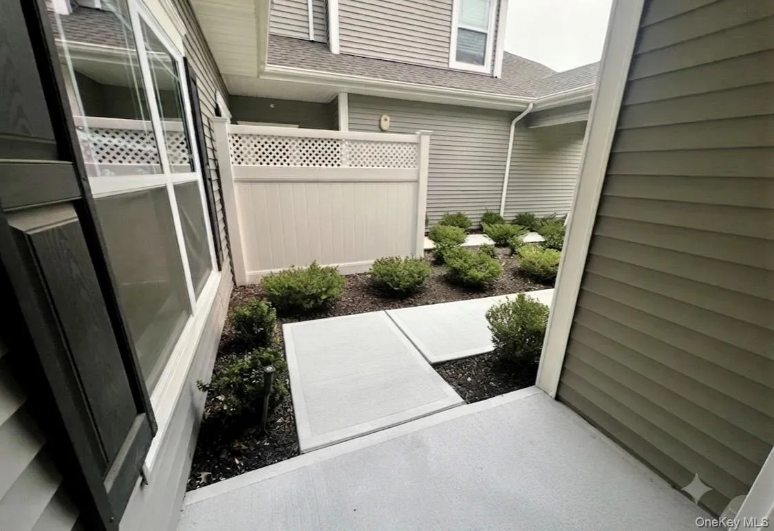 79 Willow Circle, Brookhaven, NY, 2 Bedrooms Bedrooms, 5 Rooms Rooms,2 BathroomsBathrooms,Residential,For Rent,Willow,0,1026052 79 Willow Circle, Brookhaven, NY, 2 Bedrooms Bedrooms, 5 Rooms Rooms,2 BathroomsBathrooms,Residential,For Rent,Willow,0,1026052