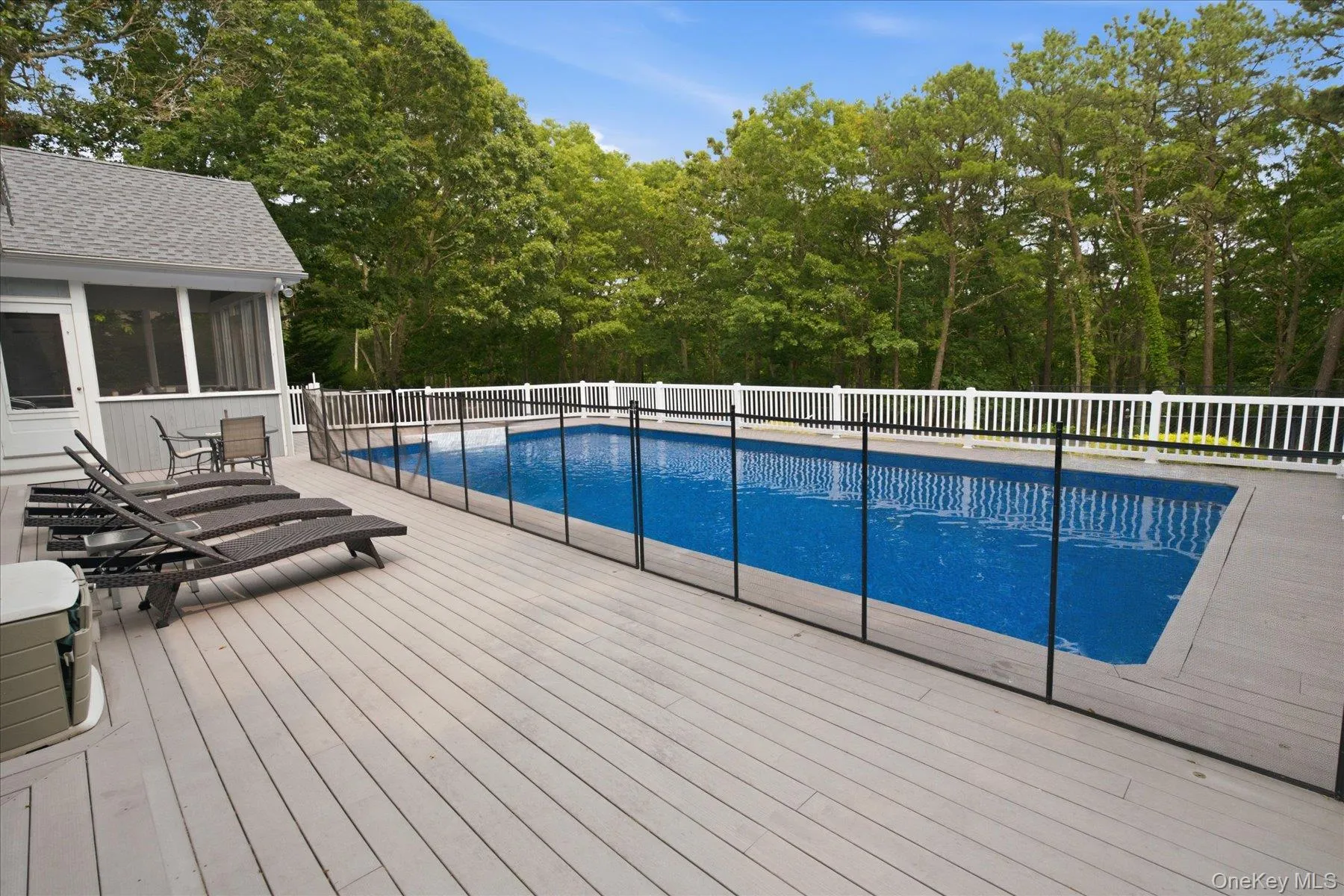 90 Lakeside Lane, Southampton, NY, 4 Bedrooms Bedrooms, 9 Rooms Rooms,3 BathroomsBathrooms,Residential,For Rent,Lakeside,0,1026057 90 Lakeside Lane, Southampton, NY, 4 Bedrooms Bedrooms, 9 Rooms Rooms,3 BathroomsBathrooms,Residential,For Rent,Lakeside,0,1026057
