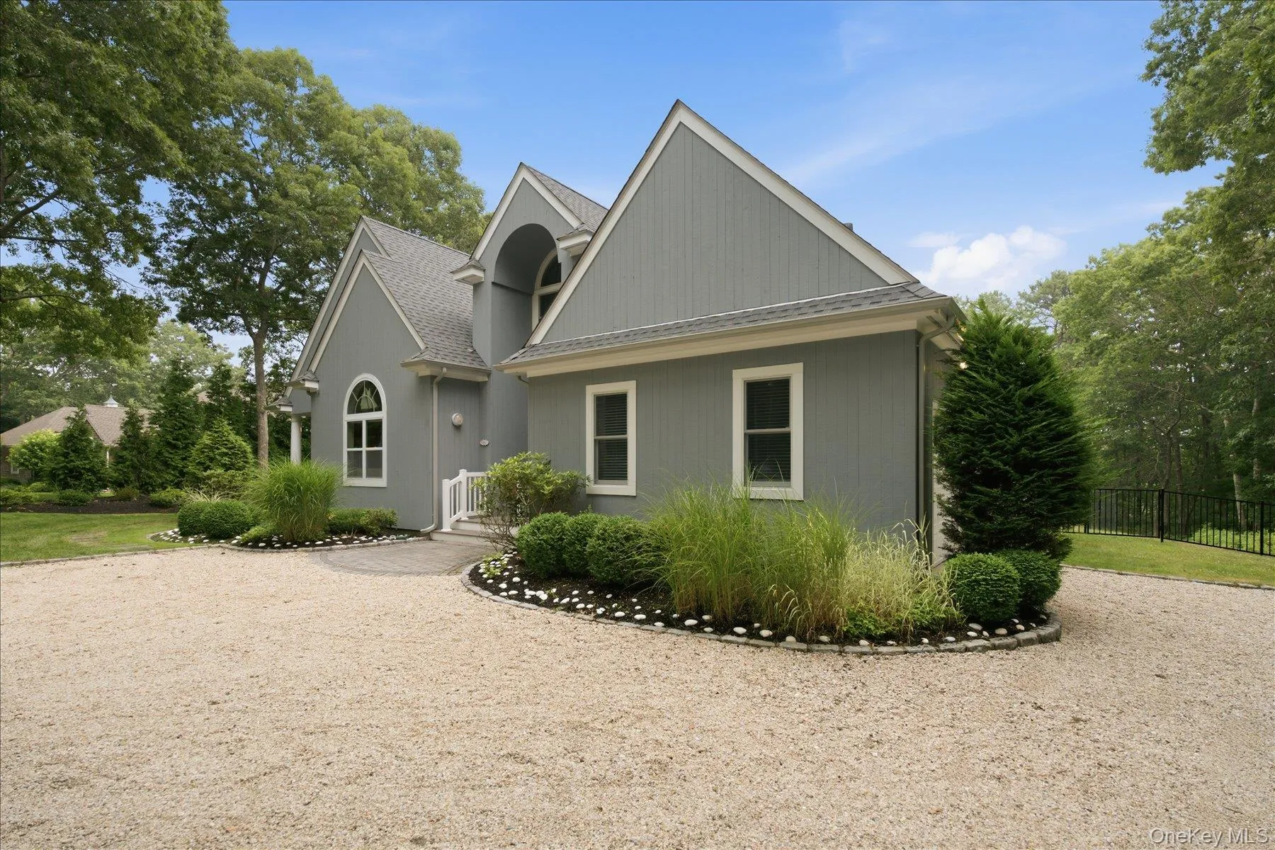 90 Lakeside Lane, Southampton, NY, 4 Bedrooms Bedrooms, 9 Rooms Rooms,3 BathroomsBathrooms,Residential,For Rent,Lakeside,0,1026057 90 Lakeside Lane, Southampton, NY, 4 Bedrooms Bedrooms, 9 Rooms Rooms,3 BathroomsBathrooms,Residential,For Rent,Lakeside,0,1026057