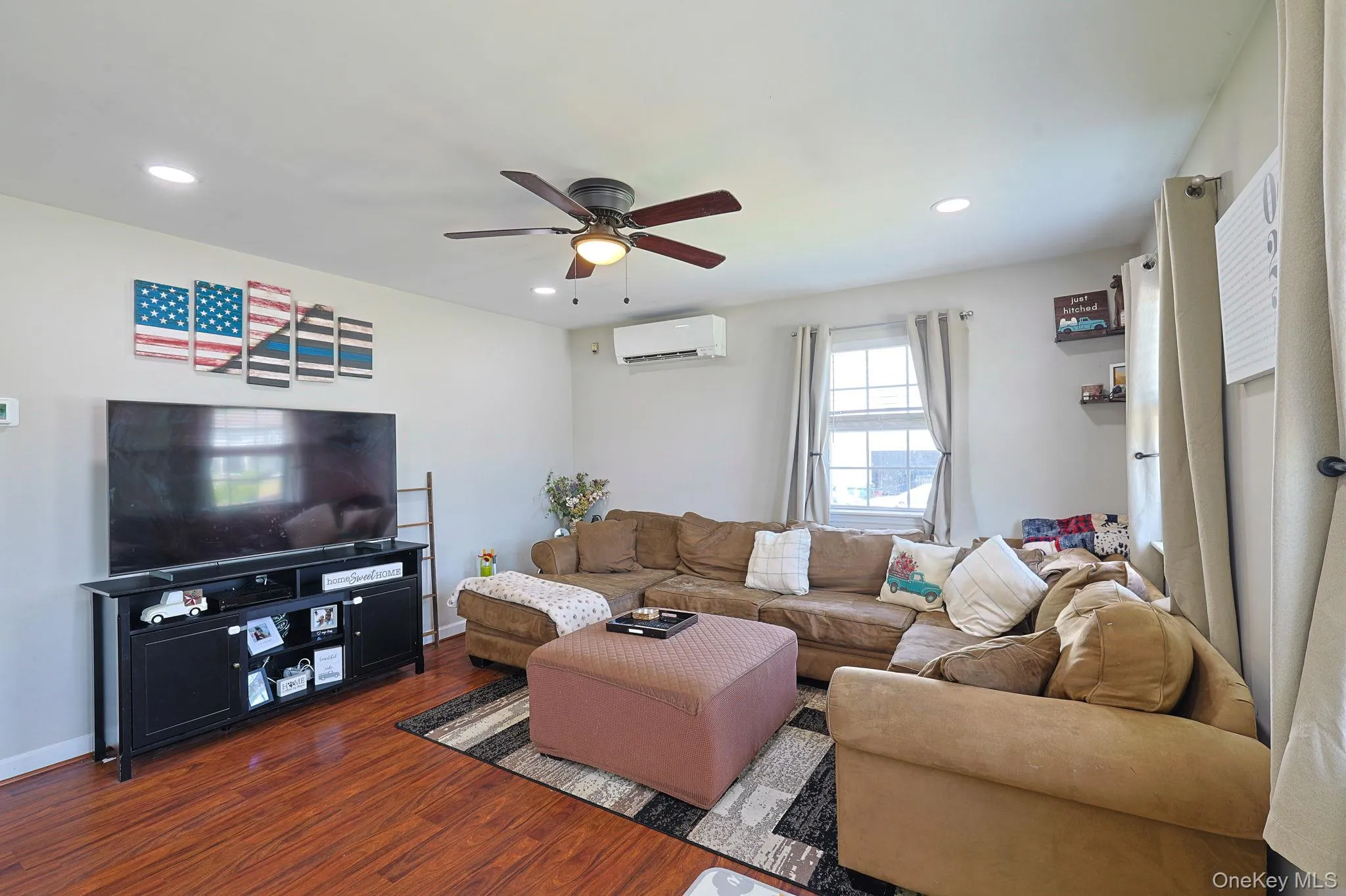3 Sharon Drive, Middletown, NY, 3 Bedrooms Bedrooms, 8 Rooms Rooms,1 BathroomBathrooms,Residential,For Rent,Sharon,0,1026058 3 Sharon Drive, Middletown, NY, 3 Bedrooms Bedrooms, 8 Rooms Rooms,1 BathroomBathrooms,Residential,For Rent,Sharon,0,1026058