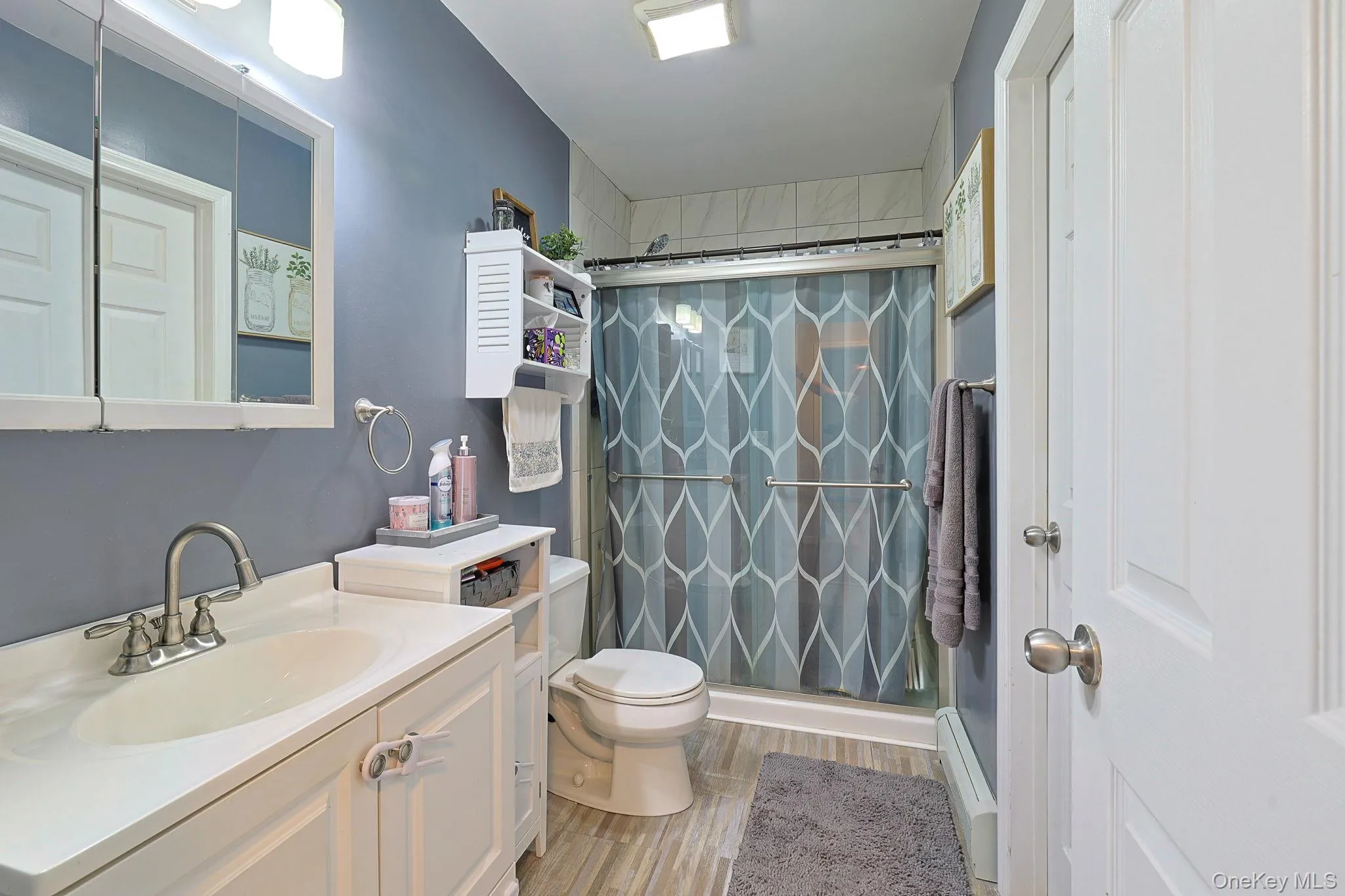 3 Sharon Drive, Middletown, NY, 3 Bedrooms Bedrooms, 8 Rooms Rooms,1 BathroomBathrooms,Residential,For Rent,Sharon,0,1026058 3 Sharon Drive, Middletown, NY, 3 Bedrooms Bedrooms, 8 Rooms Rooms,1 BathroomBathrooms,Residential,For Rent,Sharon,0,1026058