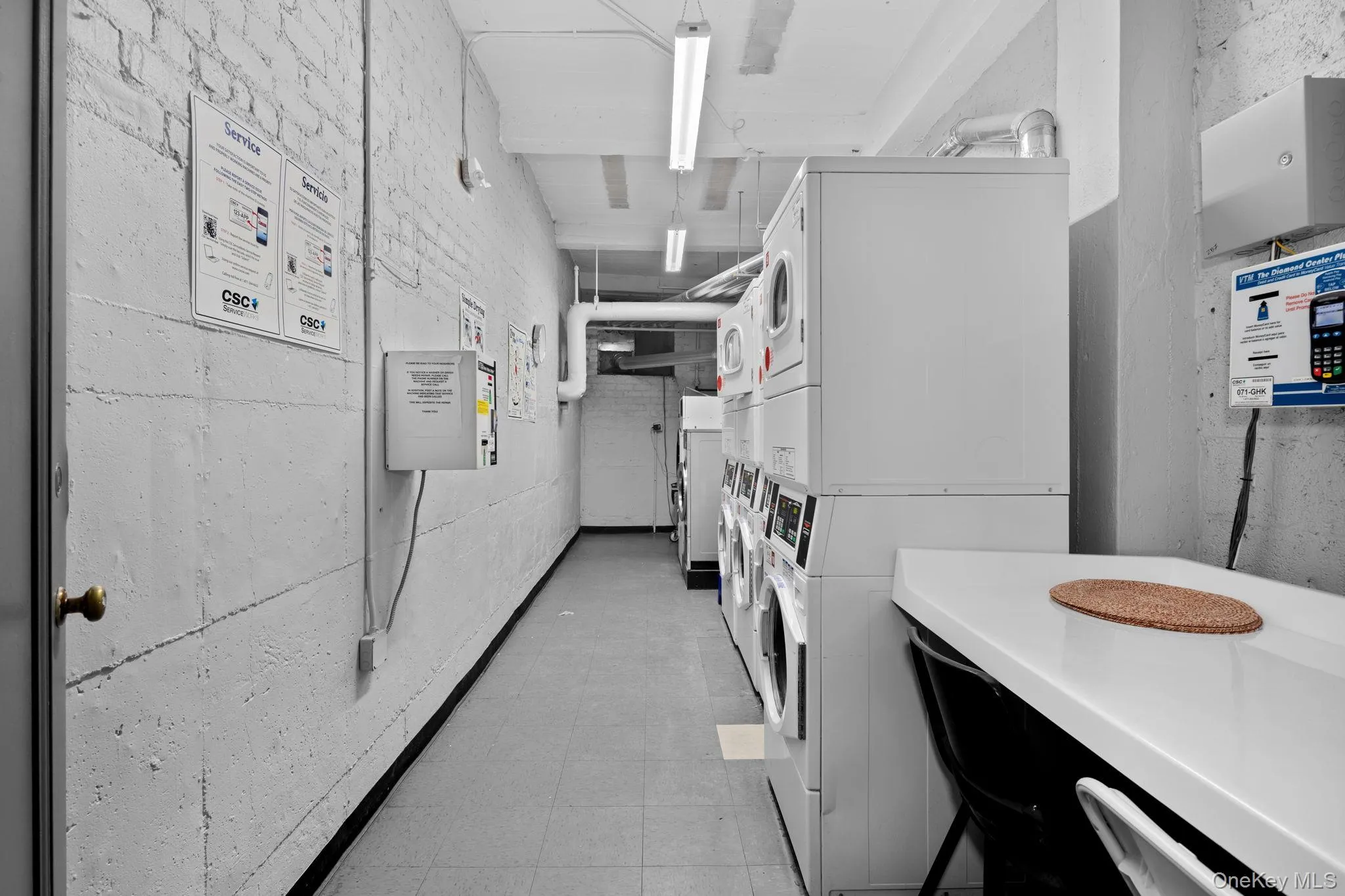 325 Main Street, White Plains, NY, 3 Bedrooms Bedrooms, 8 Rooms Rooms,2 BathroomsBathrooms,Residential,For Rent,Main,0,1026066 325 Main Street, White Plains, NY, 3 Bedrooms Bedrooms, 8 Rooms Rooms,2 BathroomsBathrooms,Residential,For Rent,Main,0,1026066