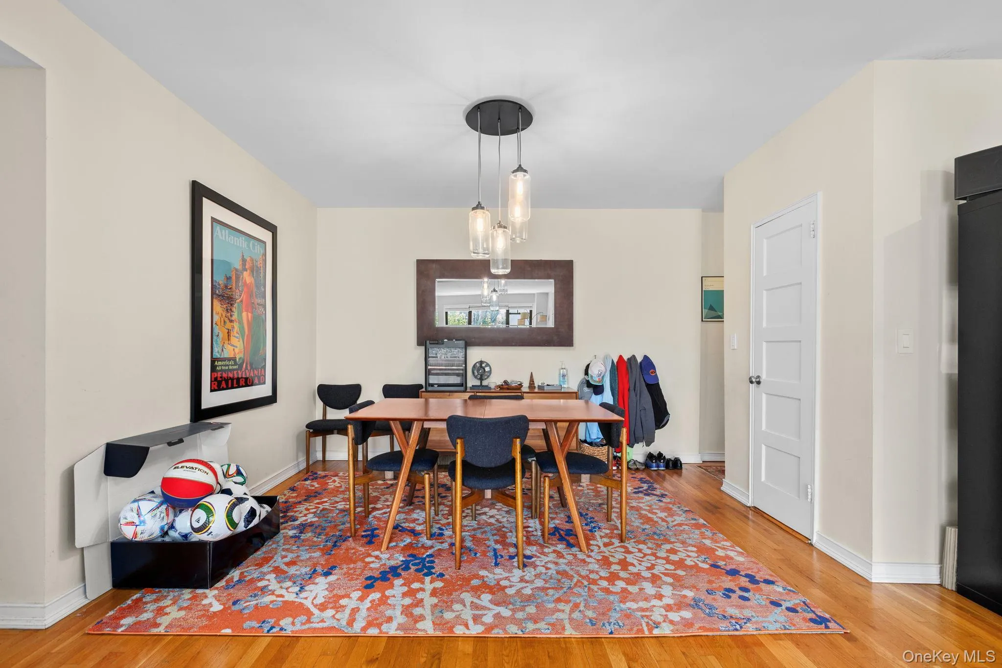 325 Main Street, White Plains, NY, 3 Bedrooms Bedrooms, 8 Rooms Rooms,2 BathroomsBathrooms,Residential,For Rent,Main,0,1026066 325 Main Street, White Plains, NY, 3 Bedrooms Bedrooms, 8 Rooms Rooms,2 BathroomsBathrooms,Residential,For Rent,Main,0,1026066