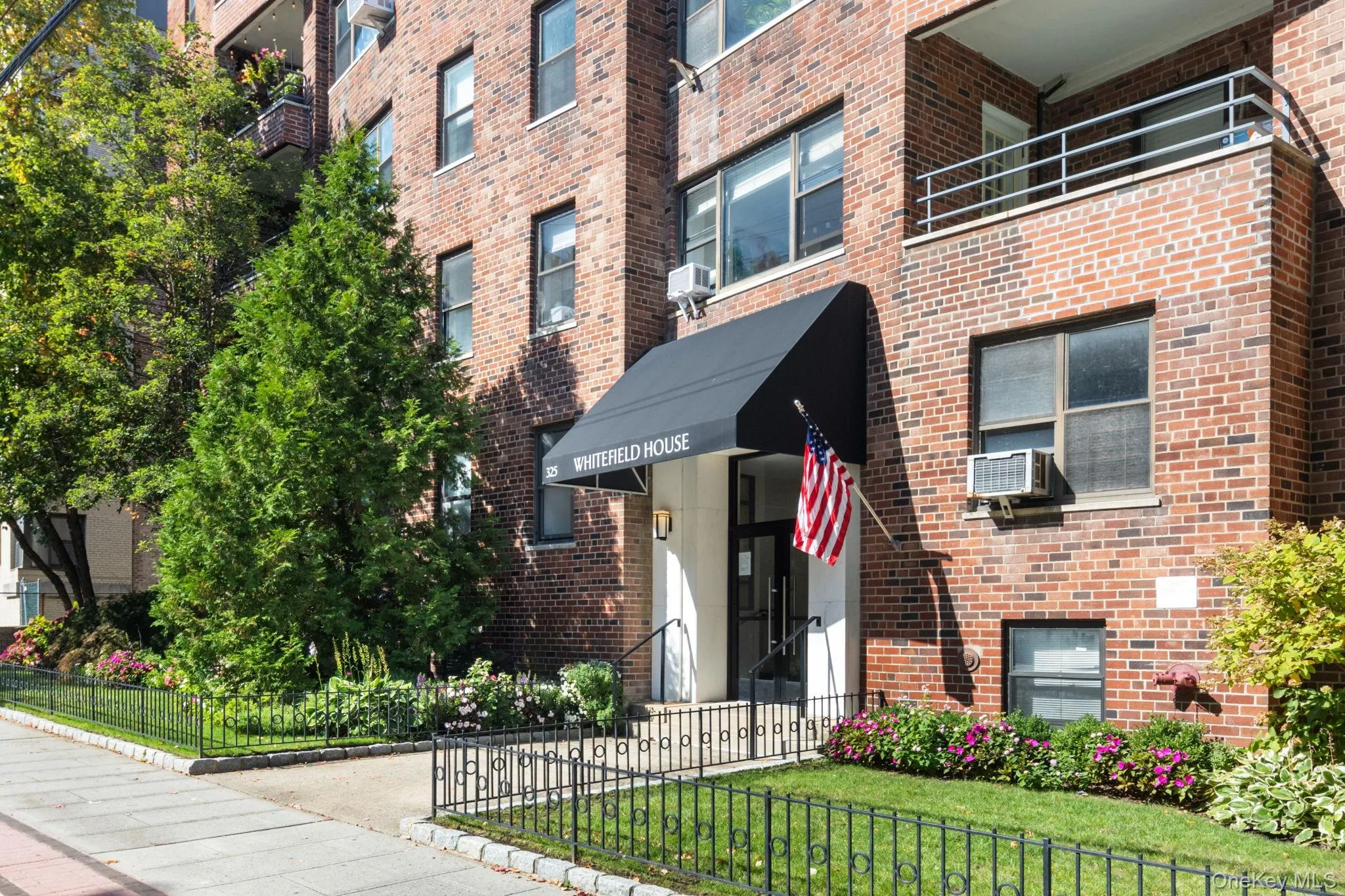 325 Main Street, White Plains, NY, 3 Bedrooms Bedrooms, 8 Rooms Rooms,2 BathroomsBathrooms,Residential,For Rent,Main,0,1026066 325 Main Street, White Plains, NY, 3 Bedrooms Bedrooms, 8 Rooms Rooms,2 BathroomsBathrooms,Residential,For Rent,Main,0,1026066
