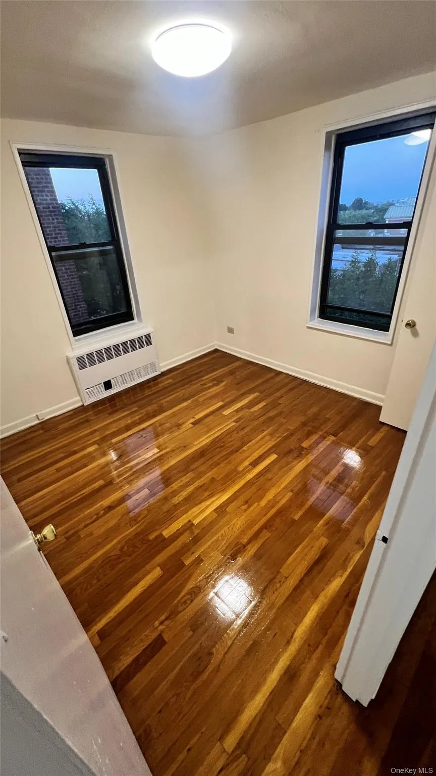 89-20 55th Avenue, New York, NY, 2 Bedrooms Bedrooms, 3 Rooms Rooms,1 BathroomBathrooms,Residential Lease,For Rent,55th,0,1026079 89-20 55th Avenue, New York, NY, 2 Bedrooms Bedrooms, 3 Rooms Rooms,1 BathroomBathrooms,Residential Lease,For Rent,55th,0,1026079