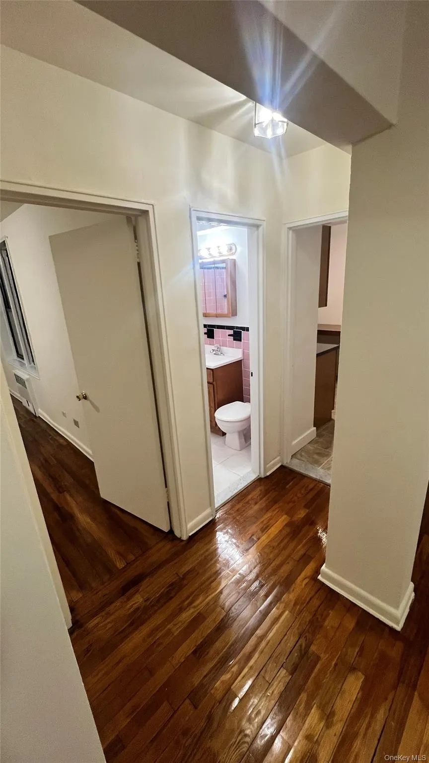 89-20 55th Avenue, New York, NY, 2 Bedrooms Bedrooms, 3 Rooms Rooms,1 BathroomBathrooms,Residential Lease,For Rent,55th,0,1026079 89-20 55th Avenue, New York, NY, 2 Bedrooms Bedrooms, 3 Rooms Rooms,1 BathroomBathrooms,Residential Lease,For Rent,55th,0,1026079