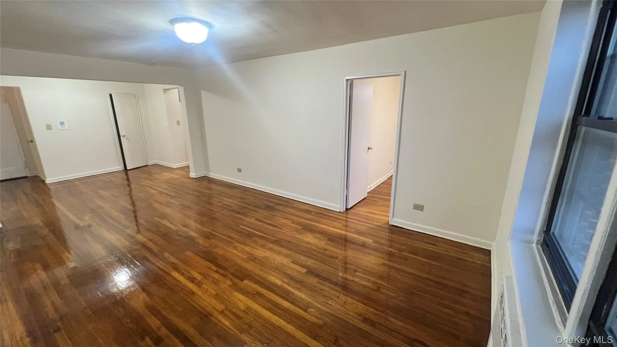 89-20 55th Avenue, New York, NY, 2 Bedrooms Bedrooms, 3 Rooms Rooms,1 BathroomBathrooms,Residential Lease,For Rent,55th,0,1026079 89-20 55th Avenue, New York, NY, 2 Bedrooms Bedrooms, 3 Rooms Rooms,1 BathroomBathrooms,Residential Lease,For Rent,55th,0,1026079
