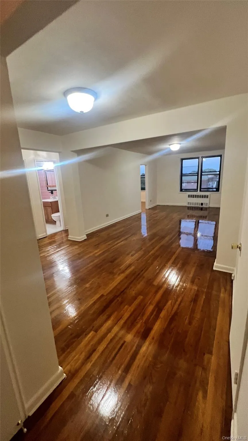 89-20 55th Avenue, New York, NY, 2 Bedrooms Bedrooms, 3 Rooms Rooms,1 BathroomBathrooms,Residential Lease,For Rent,55th,0,1026079 89-20 55th Avenue, New York, NY, 2 Bedrooms Bedrooms, 3 Rooms Rooms,1 BathroomBathrooms,Residential Lease,For Rent,55th,0,1026079