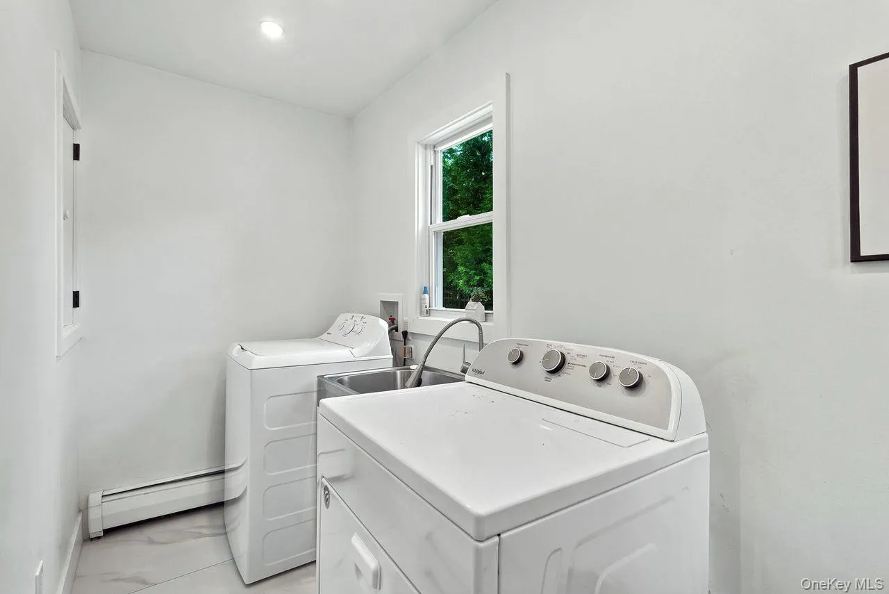 5 Deer Meadow Drive, Clarkstown, NY, 4 Bedrooms Bedrooms, 10 Rooms Rooms,2 BathroomsBathrooms,Residential,For Rent,Deer Meadow,0,1026080 5 Deer Meadow Drive, Clarkstown, NY, 4 Bedrooms Bedrooms, 10 Rooms Rooms,2 BathroomsBathrooms,Residential,For Rent,Deer Meadow,0,1026080
