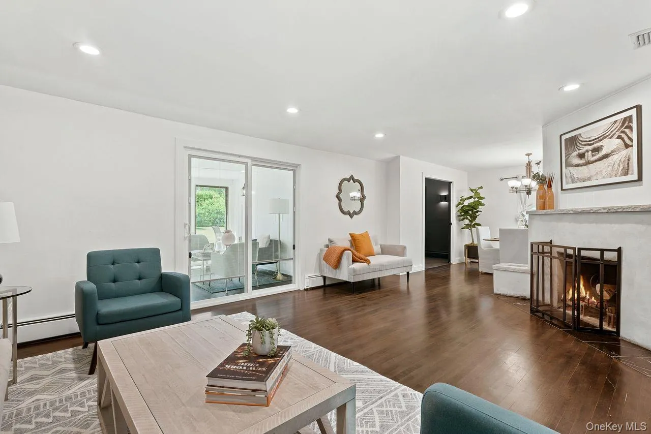 5 Deer Meadow Drive, Clarkstown, NY, 4 Bedrooms Bedrooms, 10 Rooms Rooms,2 BathroomsBathrooms,Residential,For Rent,Deer Meadow,0,1026080 5 Deer Meadow Drive, Clarkstown, NY, 4 Bedrooms Bedrooms, 10 Rooms Rooms,2 BathroomsBathrooms,Residential,For Rent,Deer Meadow,0,1026080
