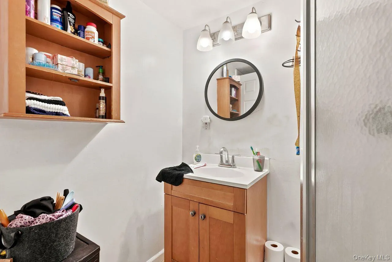5 Deer Meadow Drive, Clarkstown, NY, 4 Bedrooms Bedrooms, 10 Rooms Rooms,2 BathroomsBathrooms,Residential,For Rent,Deer Meadow,0,1026080 5 Deer Meadow Drive, Clarkstown, NY, 4 Bedrooms Bedrooms, 10 Rooms Rooms,2 BathroomsBathrooms,Residential,For Rent,Deer Meadow,0,1026080