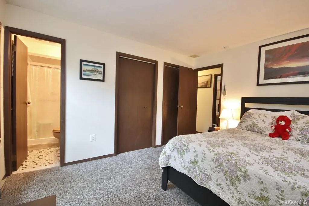 5 Drake Lane, Thompson, NY, 3 Bedrooms Bedrooms, 6 Rooms Rooms,2 BathroomsBathrooms,Residential,For Rent,Drake,0,1026090 5 Drake Lane, Thompson, NY, 3 Bedrooms Bedrooms, 6 Rooms Rooms,2 BathroomsBathrooms,Residential,For Rent,Drake,0,1026090