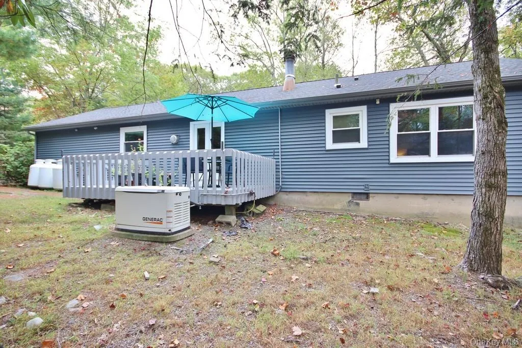 5 Drake Lane, Thompson, NY, 3 Bedrooms Bedrooms, 6 Rooms Rooms,2 BathroomsBathrooms,Residential,For Rent,Drake,0,1026090 5 Drake Lane, Thompson, NY, 3 Bedrooms Bedrooms, 6 Rooms Rooms,2 BathroomsBathrooms,Residential,For Rent,Drake,0,1026090