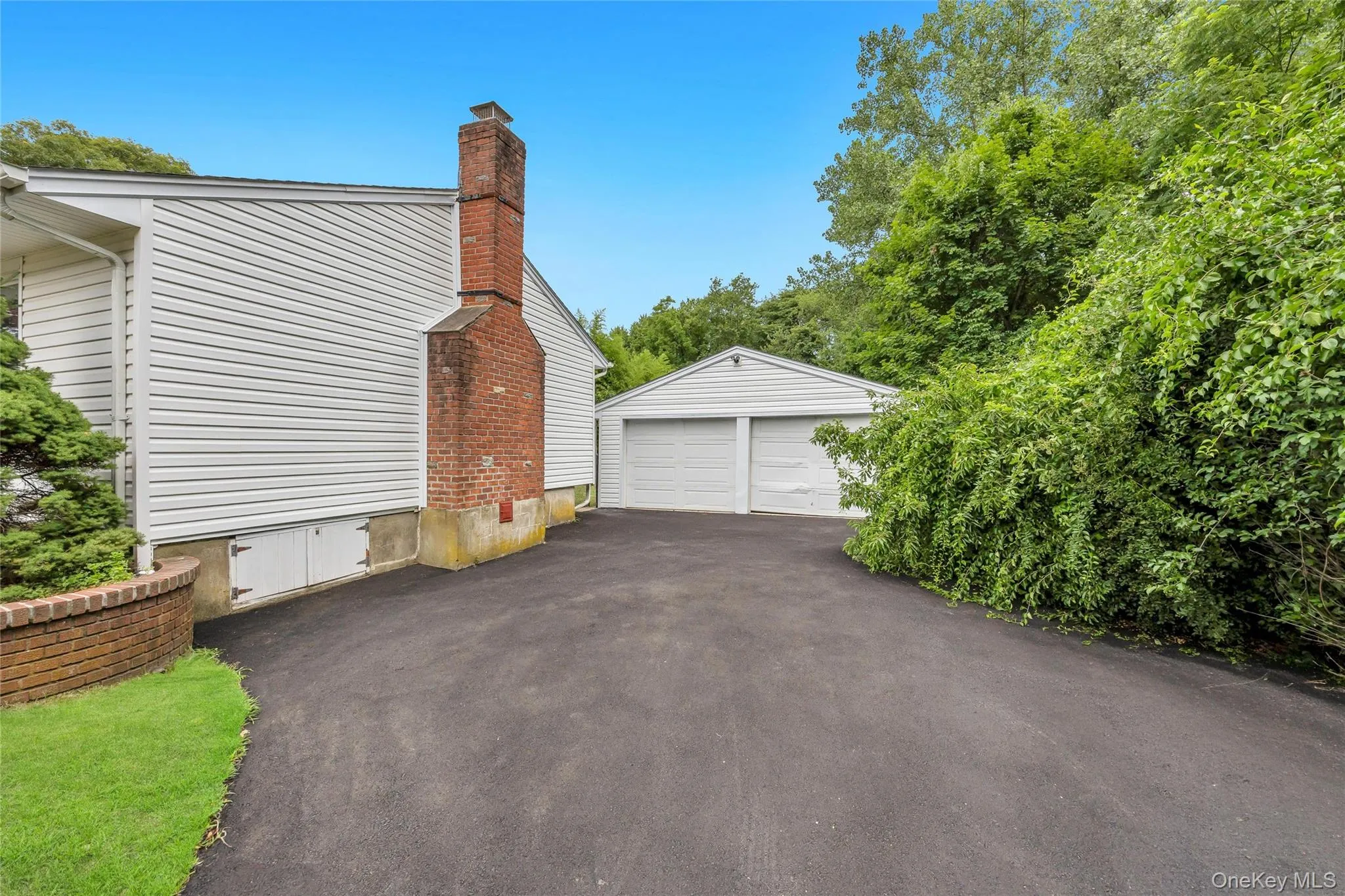 499 Silver Street, West Babylon, NY, 3 Bedrooms Bedrooms, 9 Rooms Rooms,3 BathroomsBathrooms,Residential,For Rent,Silver,0,1026091 499 Silver Street, West Babylon, NY, 3 Bedrooms Bedrooms, 9 Rooms Rooms,3 BathroomsBathrooms,Residential,For Rent,Silver,0,1026091