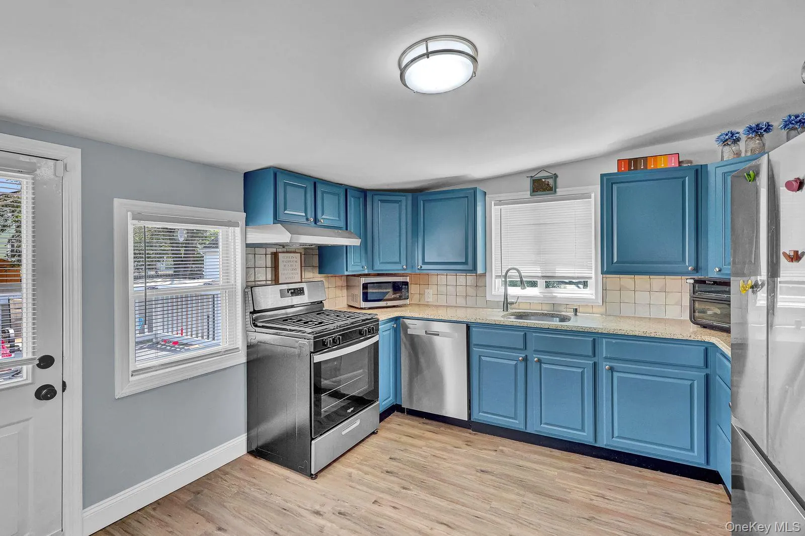 75 2nd Avenue, Hempstead, NY, 4 Bedrooms Bedrooms, 8 Rooms Rooms,3 BathroomsBathrooms,Residential,For Rent,2nd,0,1026093 75 2nd Avenue, Hempstead, NY, 4 Bedrooms Bedrooms, 8 Rooms Rooms,3 BathroomsBathrooms,Residential,For Rent,2nd,0,1026093