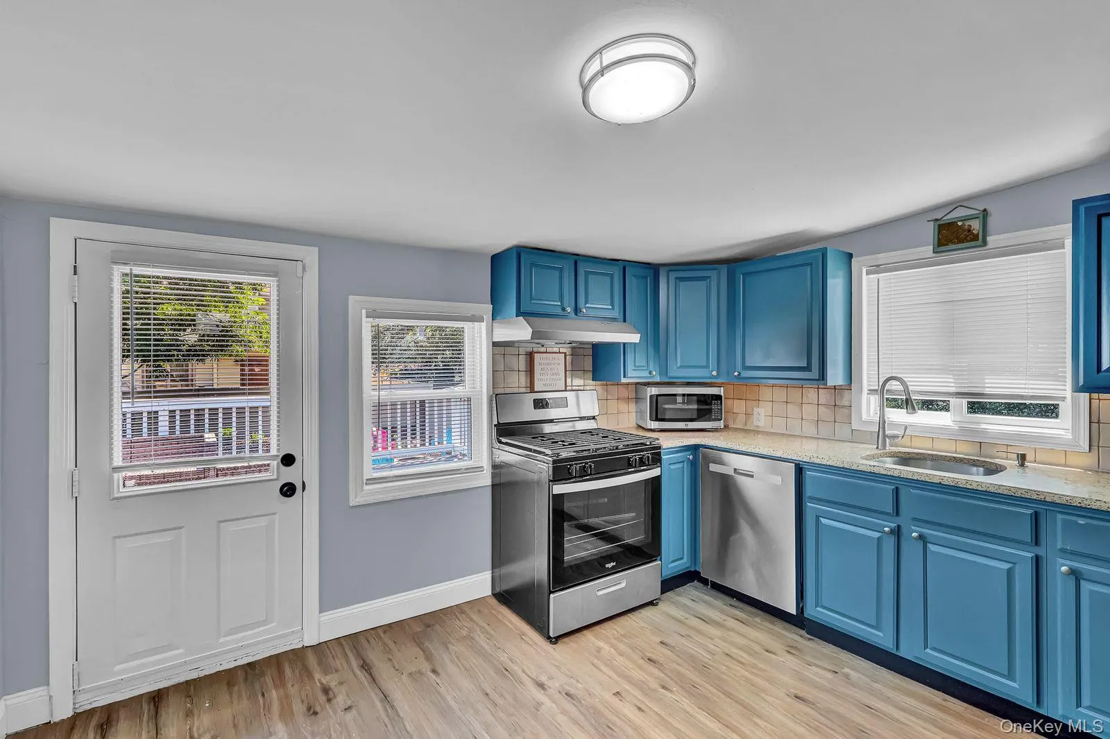 75 2nd Avenue, Hempstead, NY, 4 Bedrooms Bedrooms, 8 Rooms Rooms,3 BathroomsBathrooms,Residential,For Rent,2nd,0,1026093 75 2nd Avenue, Hempstead, NY, 4 Bedrooms Bedrooms, 8 Rooms Rooms,3 BathroomsBathrooms,Residential,For Rent,2nd,0,1026093